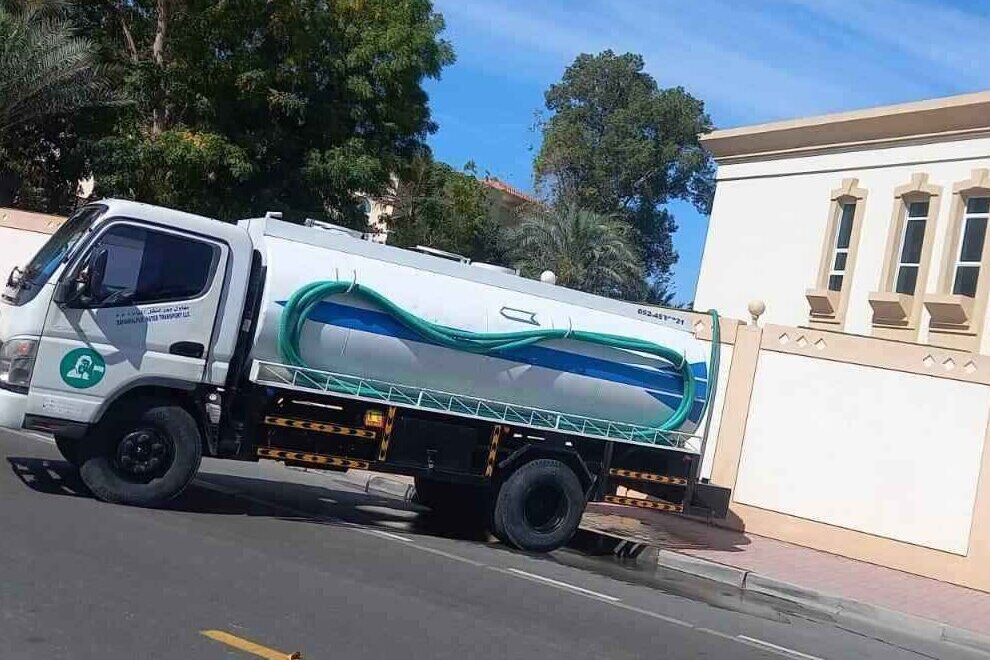 Cafeteria Water Delivery